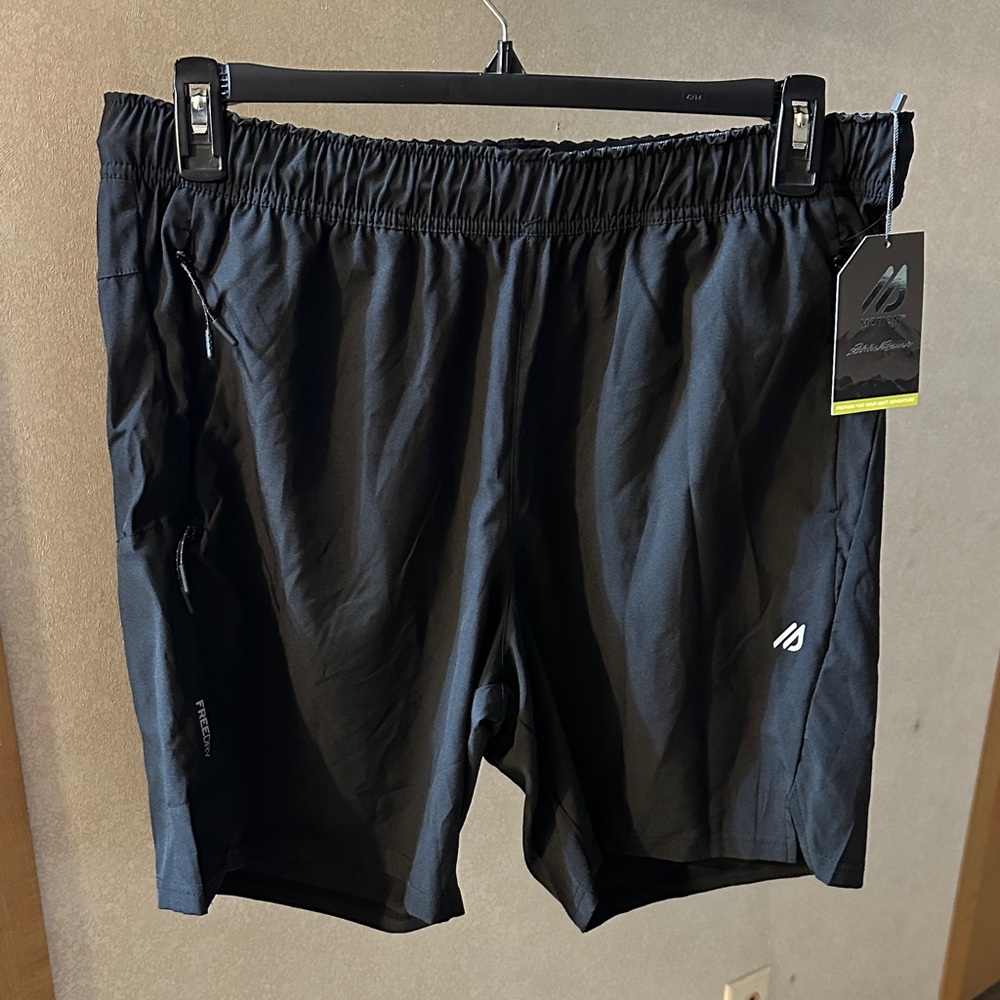 Eddie Bauer Men's Black woven Shorts